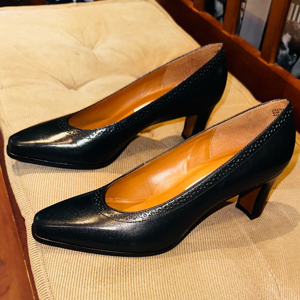 Etienne Aigner Black Leather Heels - Picture 2 of 9
